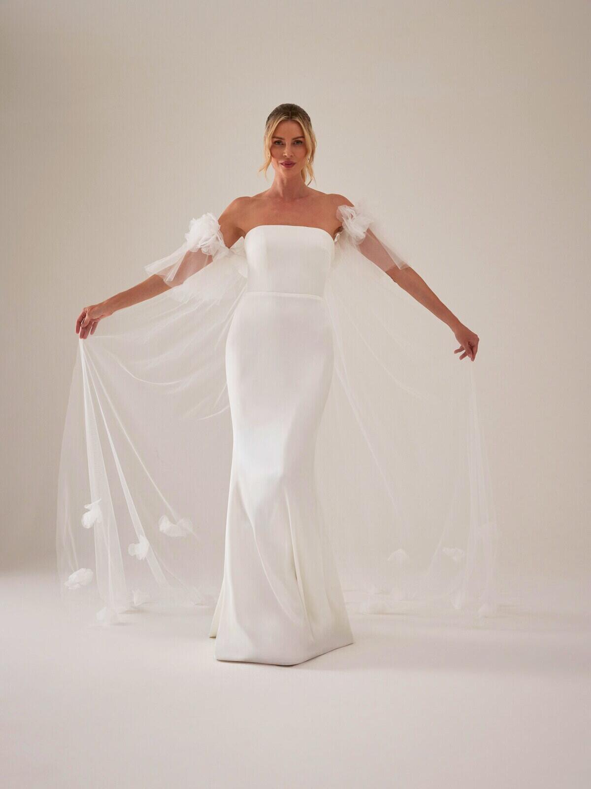 Sassi Holford Brianna Cape