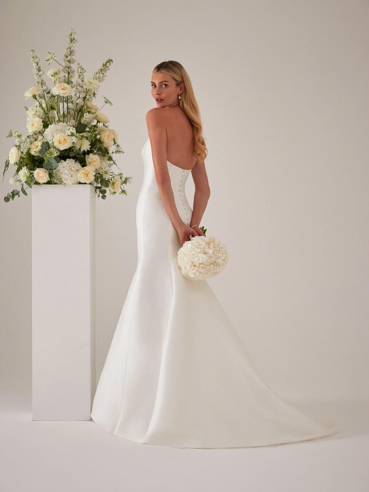 Sassi Holford Daniella Gown