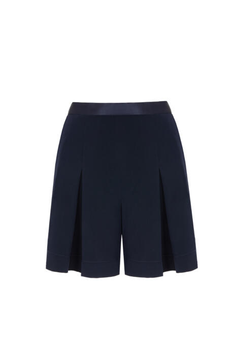 Skye Shorts Image